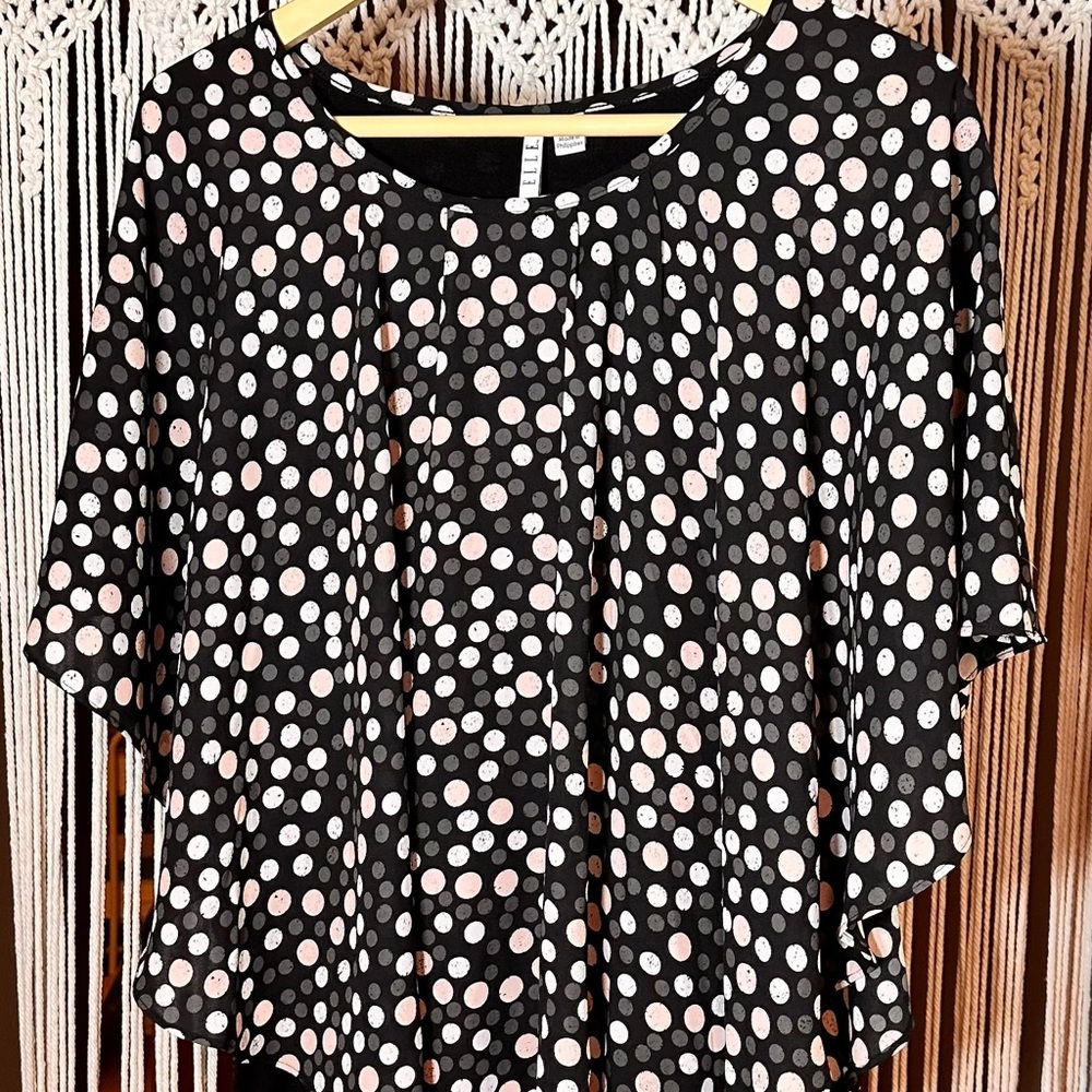 Polka Dot Women's‎ Top - Black and White